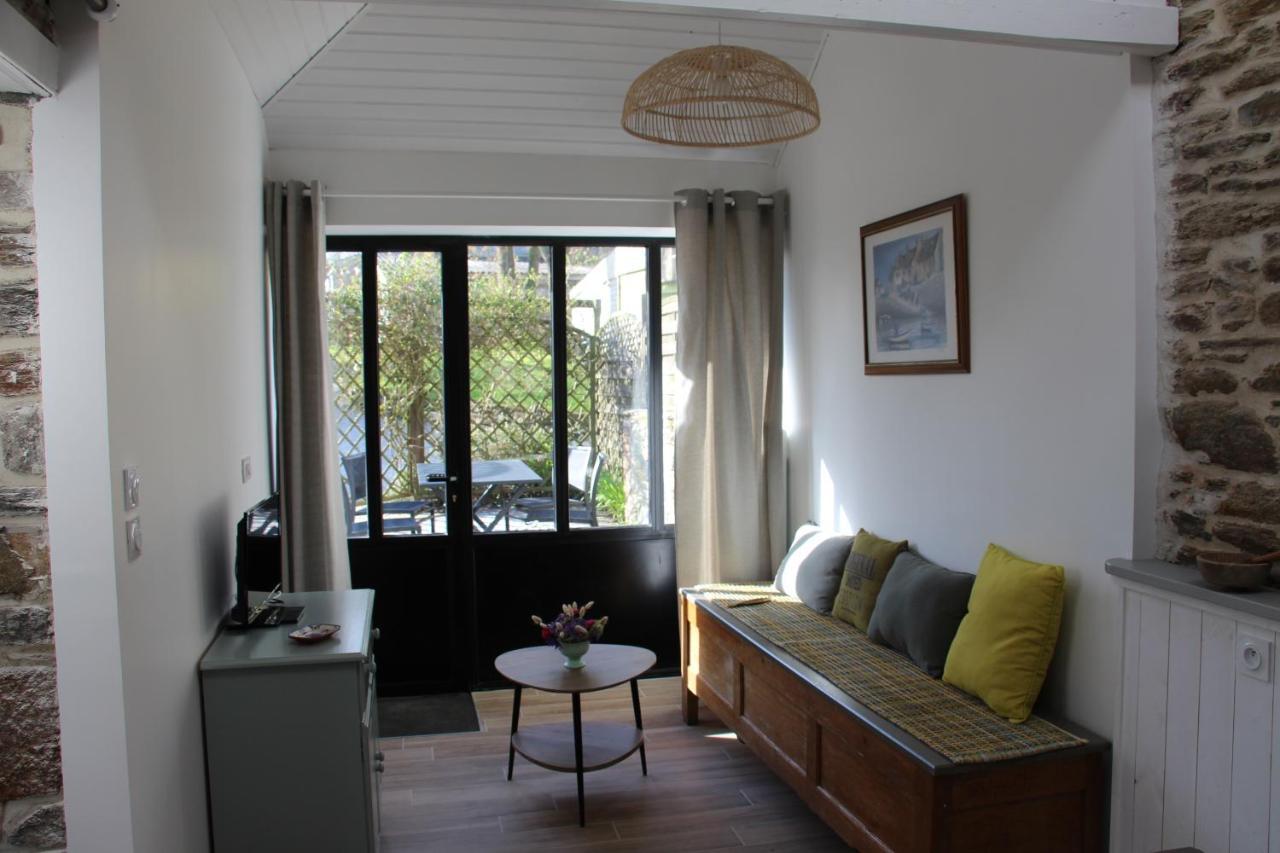 Auberge De Keringar 르 꽁께 외부 사진