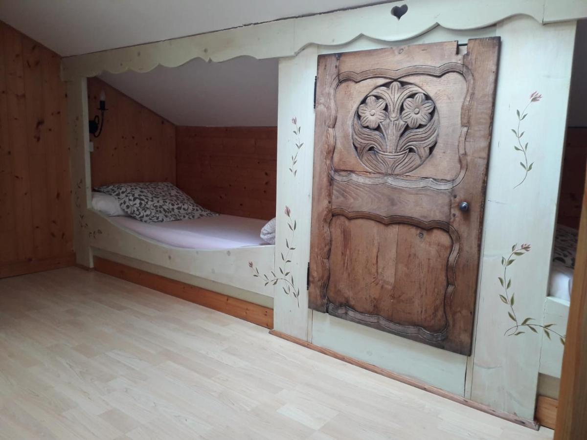 Auberge De Keringar 르 꽁께 외부 사진